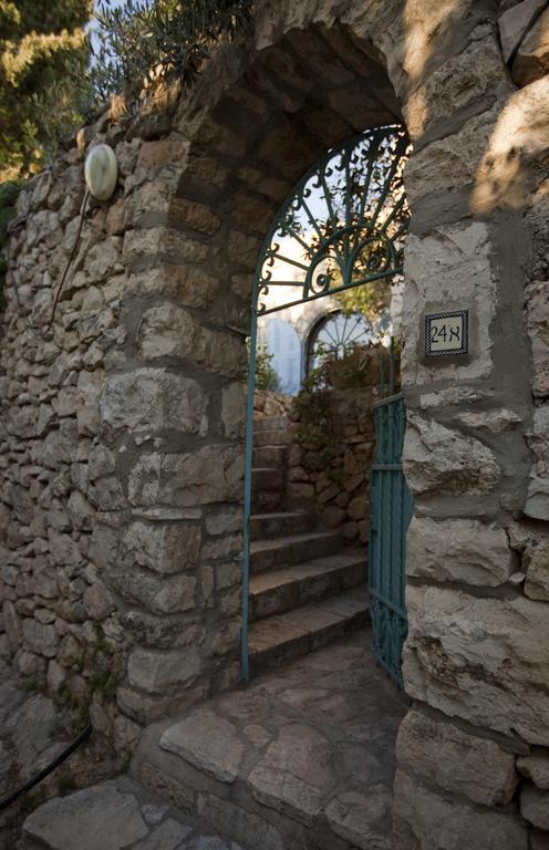 The Nest - A Romantic Vacation Home In Ein Kerem - Yerusalem Bagian luar foto