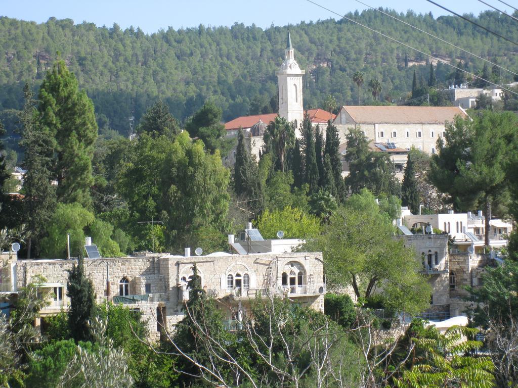 The Nest - A Romantic Vacation Home In Ein Kerem - Yerusalem Bagian luar foto