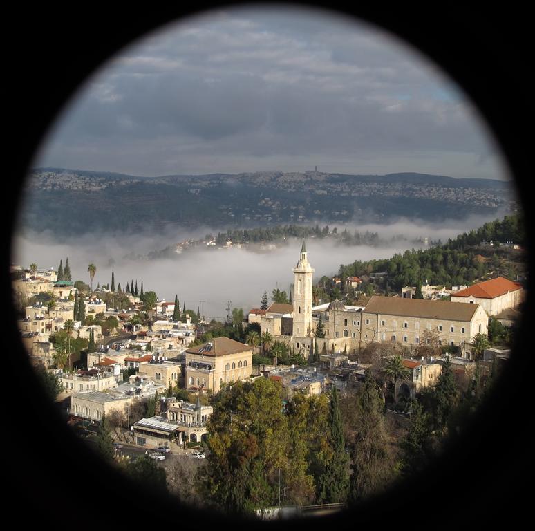 The Nest - A Romantic Vacation Home In Ein Kerem - Yerusalem Bagian luar foto